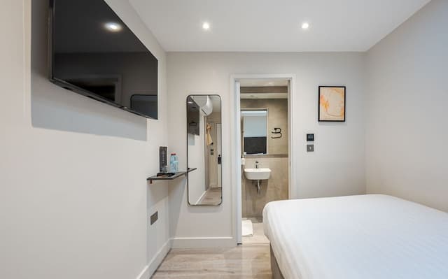 Basic Double Room