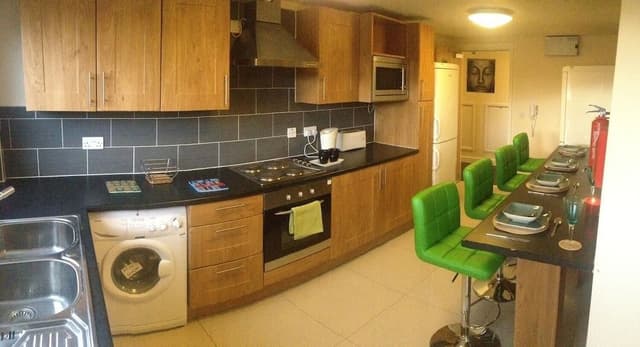 Double Room, Ensuite (with shower)