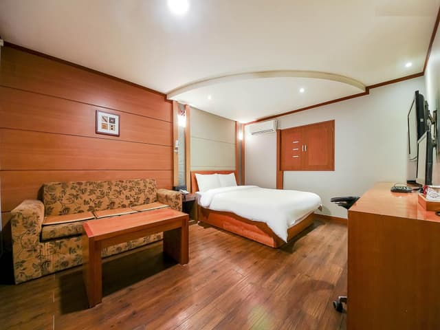 Deluxe Double Rooms