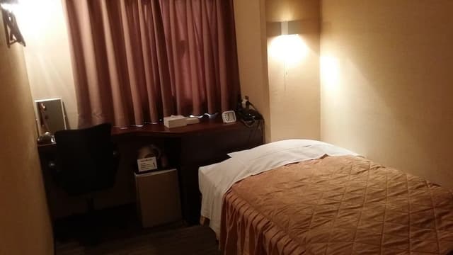 Standard Single Room, Smoking