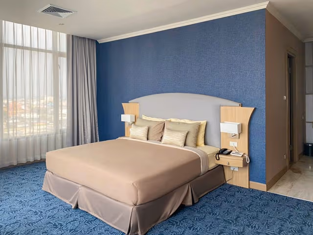 Suite with City View