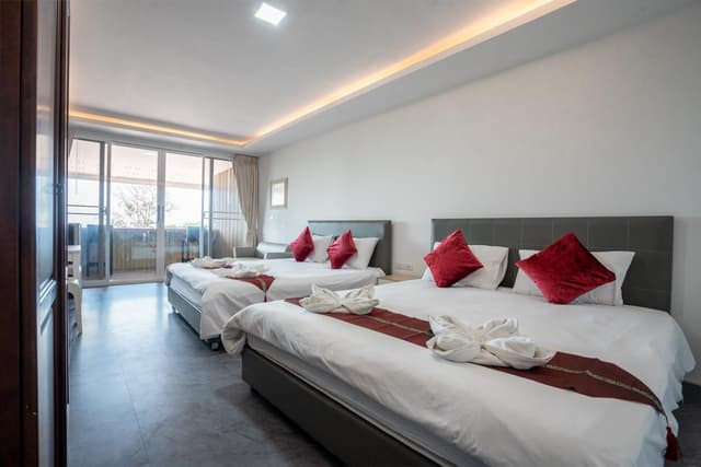 Supeior Double Room with Round Bed