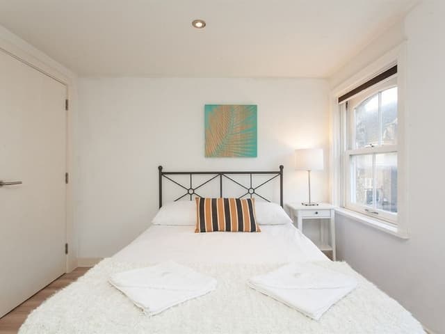 Premium Apartment, 1 Bedroom, Private Bathroom, City View
