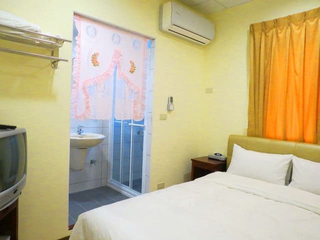 Classic Double Room