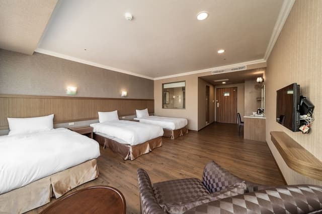 Deluxe Triple Room