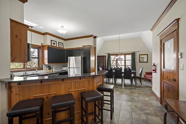 Plateau sur la Montagne 208-5 , 3 bedrooms