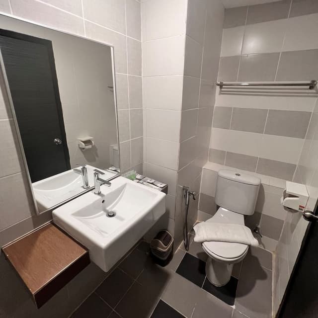 Deluxe Room, 1 King Bed, Non Smoking