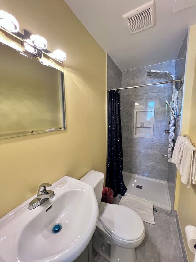 Comfort Room, 2 Queen Beds