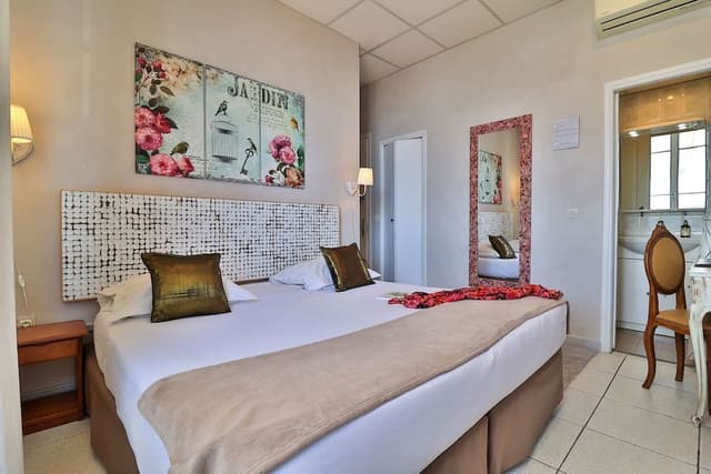 Standard Room, 2 Twin Beds, City View
