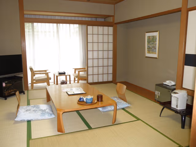 Japanese Style Room with 10 Tatami and Private Toilet