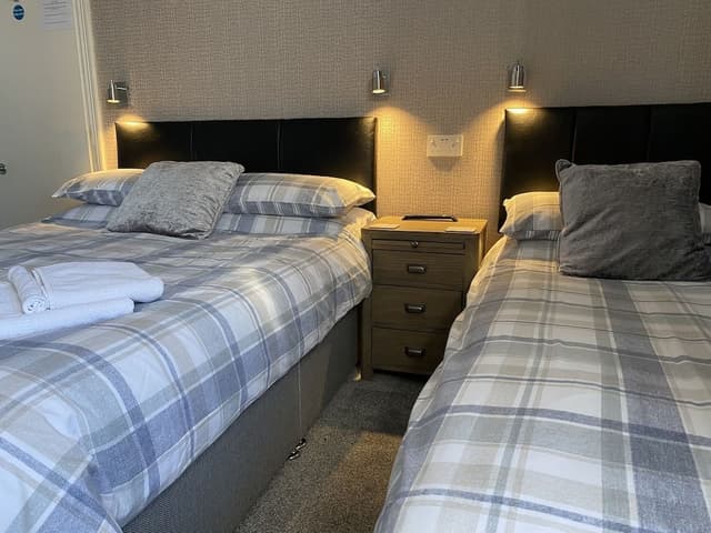 Family Room, Ensuite