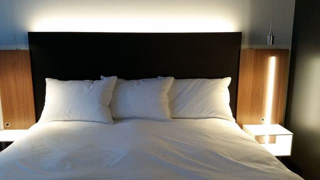 Superior Suite, 1 King Bed, City View
