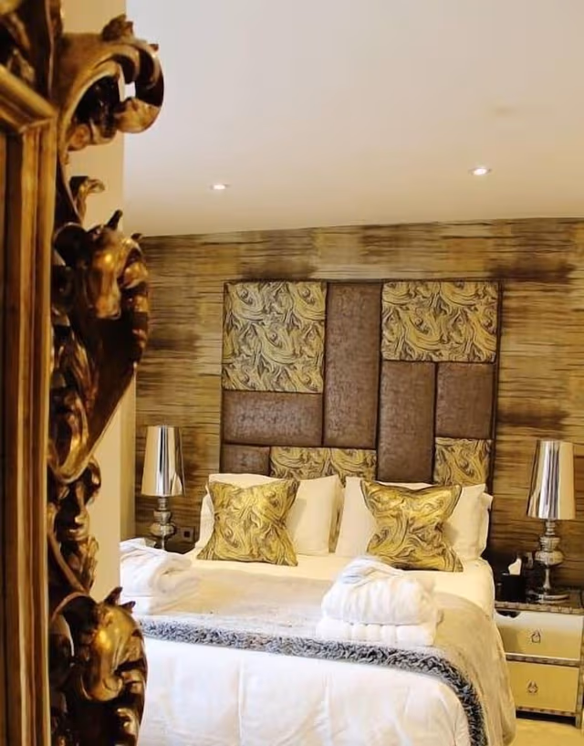 Deluxe Room, 1 King Bed