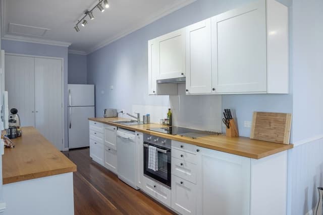 Luxury Apartment, 2 Bedrooms, Pool Access (Minimum Age 18