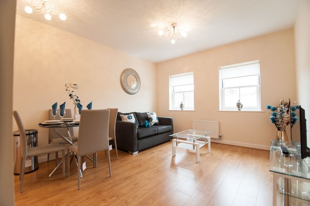 Station Suites2