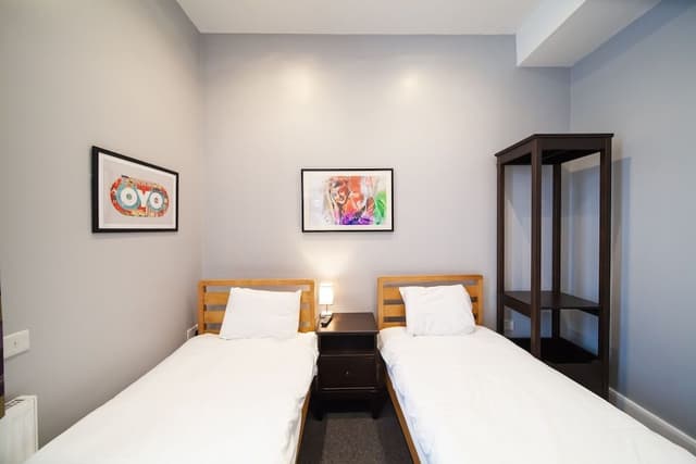 Standard Twin Room