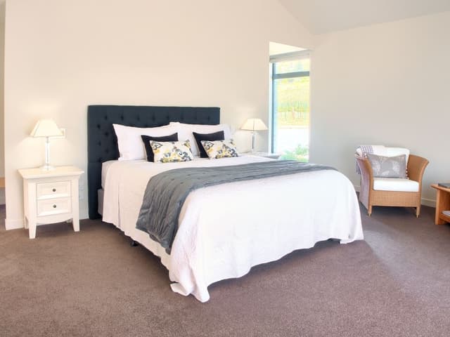 Luxury Double Room, Vineyard View, Poolside