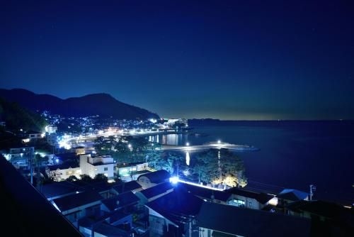 โอแบร์ฌ ฟงแตน โบล อะตะมิ (auberge fontaine bleau atami)0