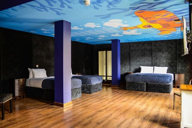 Luxury Room, Jetted Tub (sleeps 6)