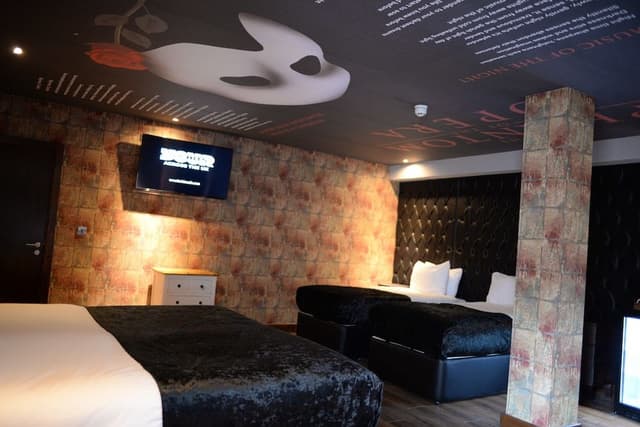 Luxury Room, Jetted Tub (sleeps 6)