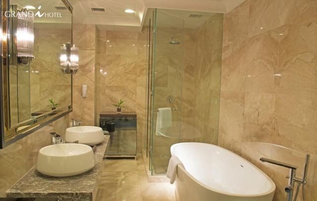 Superior Room, 1 King Bed