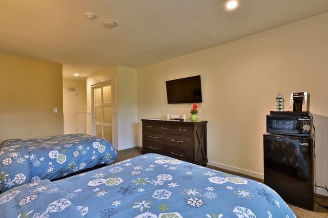 Condo, 2 Bedrooms