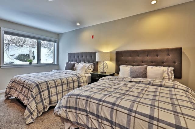 Condo, 2 Bedrooms