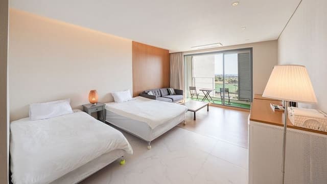 Deluxe Room (On request Discount on Bubble Spa 30%)