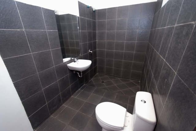 1 Bedroom Budget with AC