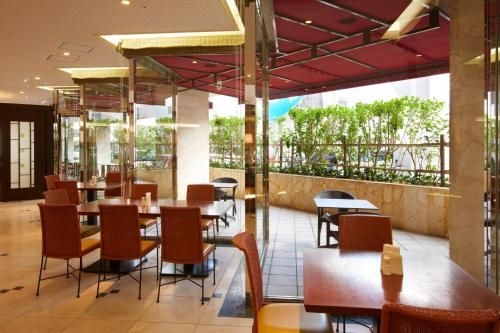 โรงแรมสไมล์ นะฮะ ซิตี้ รีสอร์ต (Smile Hotel Naha City Resort)4