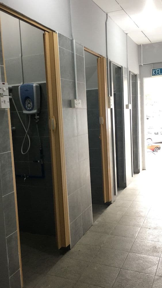 1 Bed in a 8-Bed Male Dorm