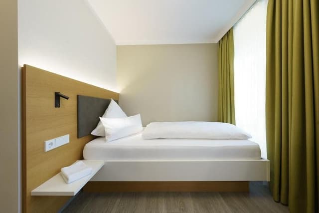 Comfort Single Room