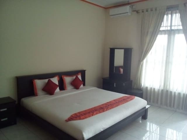 House, 4 Bedrooms