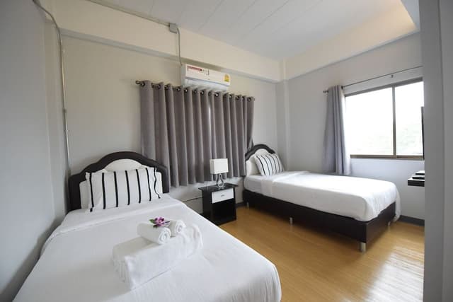 Basic Twin Room