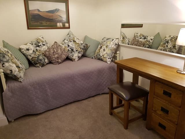Double Room (Four Poster - No Pets)
