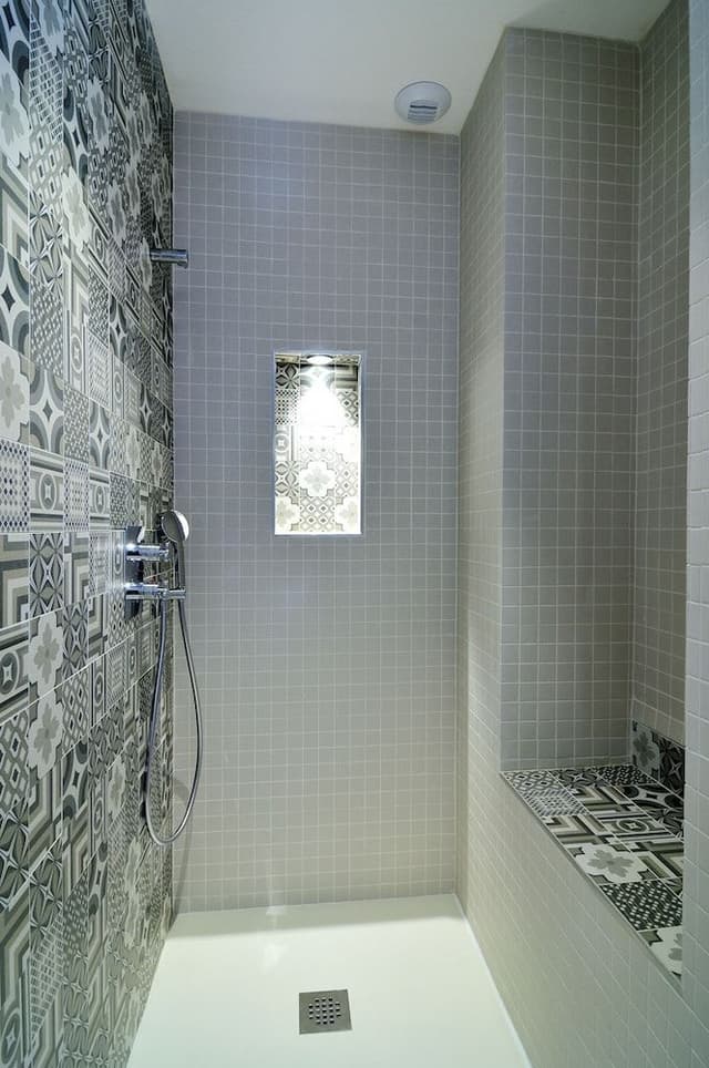 Les Intimes, Chambre Double