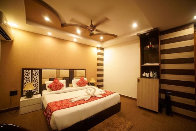 Executive Room