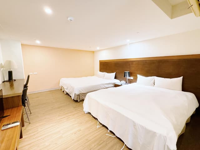 Standard Quadruple Room