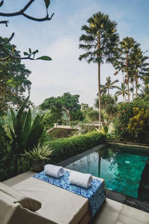 One-Bedroom Royal Pool Villa with Free Benefit