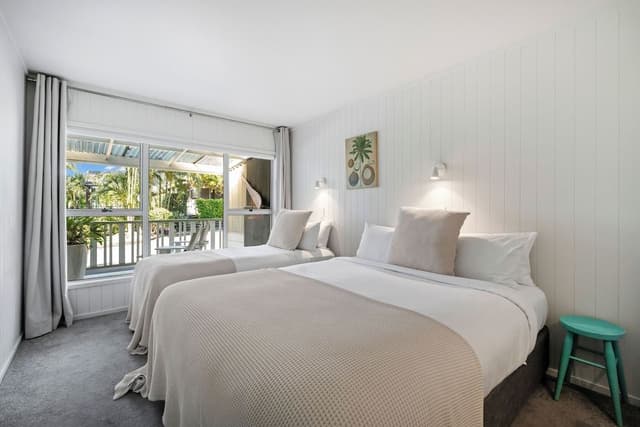 Classic Apartment, 1 Bedroom, Garden View