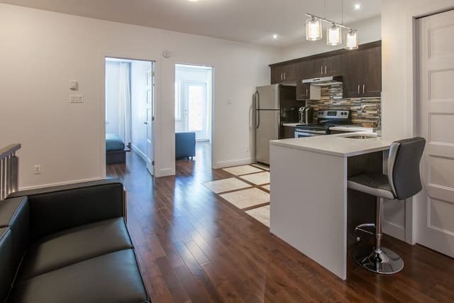 Family Duplex, Multiple Bedrooms