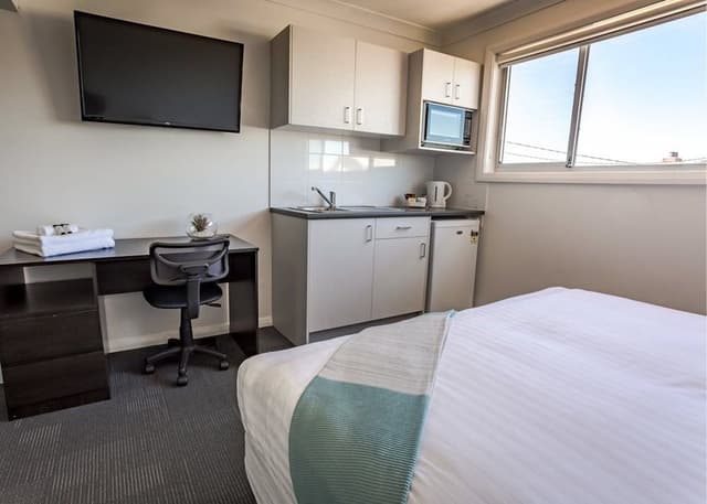 Double Room, 1 Double Bed