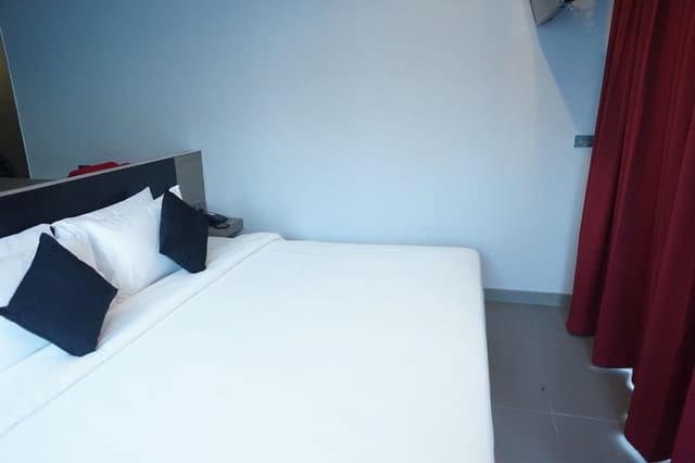 Grand Deluxe Room Only