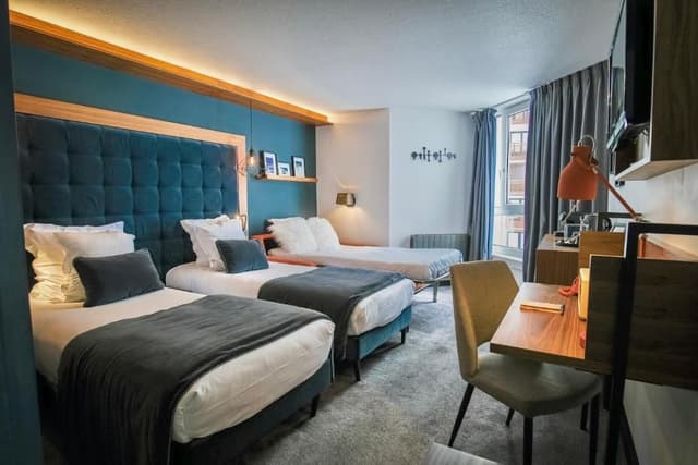 Triple Room