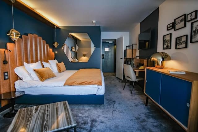 Double Room with Mountain View