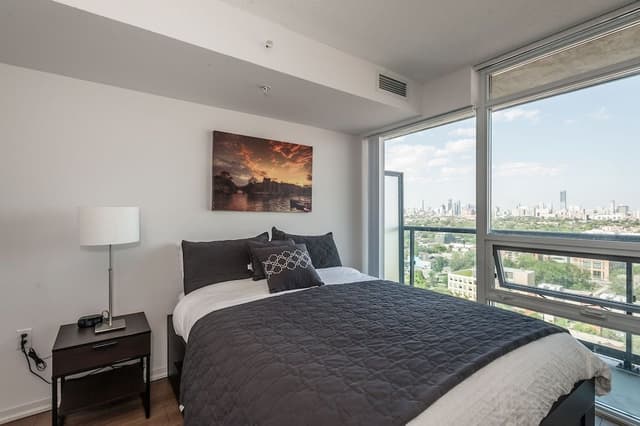 Condo, 2 Bedrooms, Accessible, City View