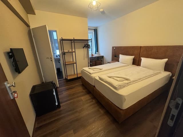 Double or Twin Room, Ensuite