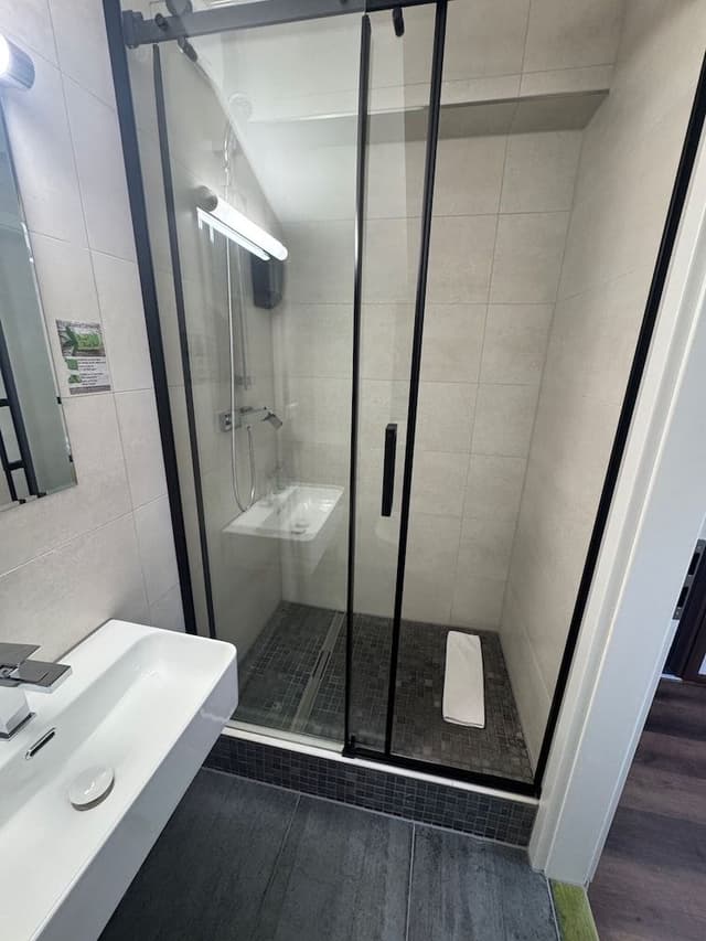 Double Room, 1 King Bed, Ensuite
