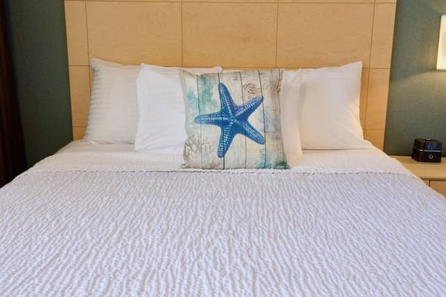 Superior Room, 1 King Bed, Balcony, Ocean View