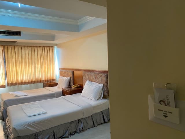 Standard Twin Room